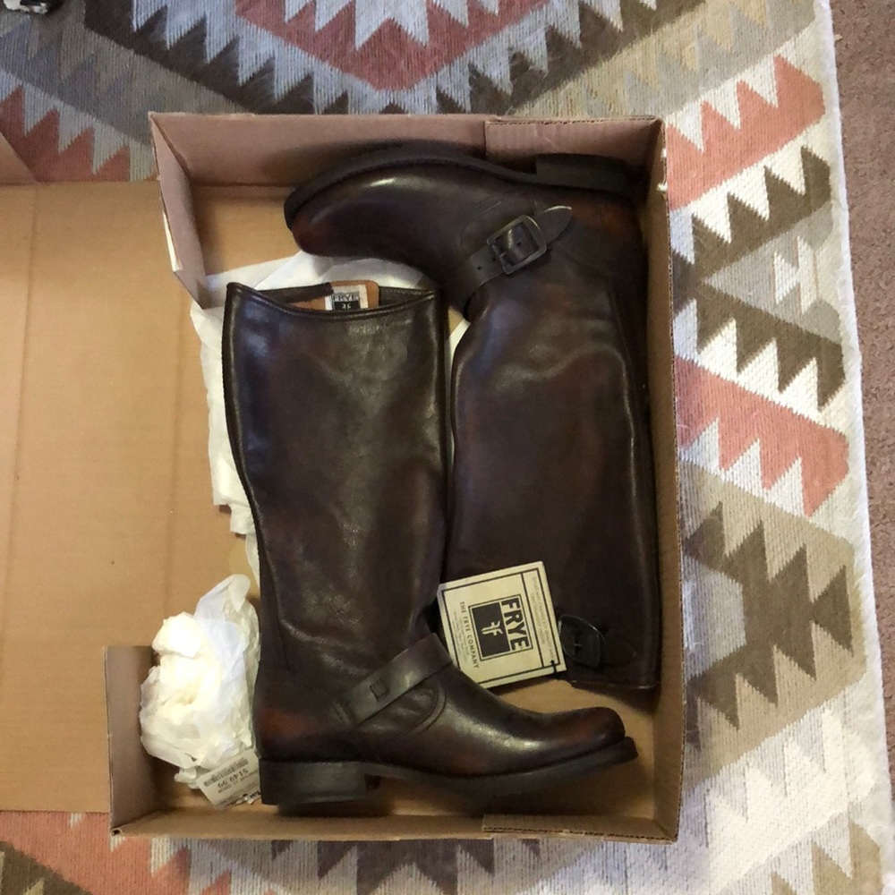 Frye boots size 8.5